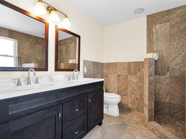 5885 SW 102nd Ave, Cooper City FL 33328