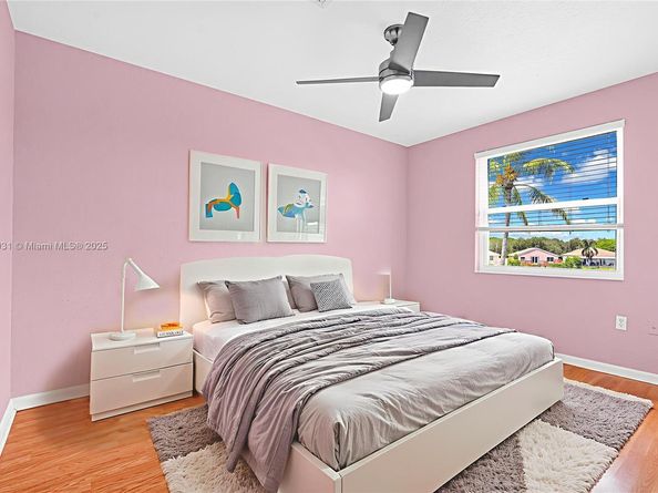5885 SW 102nd Ave, Cooper City FL 33328