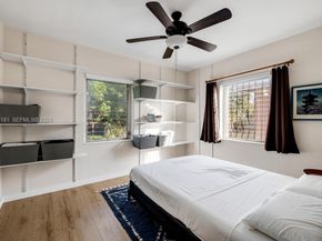 424 NW 53rd St, Miami FL 33127