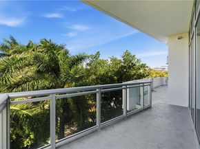 1090 NW N River Dr 404, Miami FL 33136