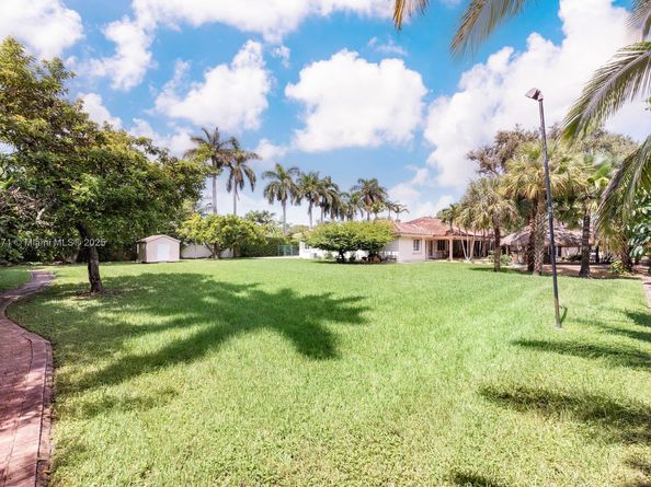 9360 SW 66th St, Miami FL 33173