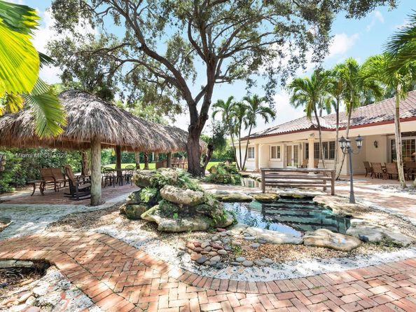 9360 SW 66th St, Miami FL 33173