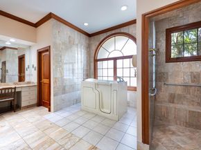 9360 SW 66th St, Miami FL 33173