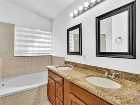 4147 Sapphire Ter, Weston FL 33331