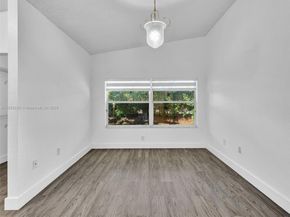 4147 Sapphire Ter, Weston FL 33331