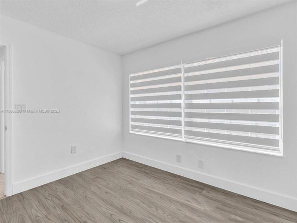 4147 Sapphire Ter, Weston FL 33331
