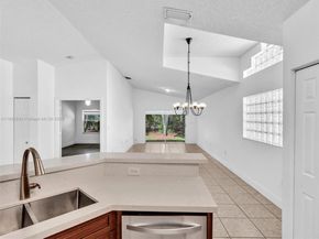 4147 Sapphire Ter, Weston FL 33331