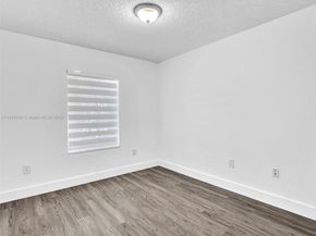 4147 Sapphire Ter, Weston FL 33331