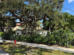 2390 SW 18th Ave, Fort Lauderdale FL 33315