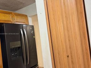 1910 W 56th St 3121B, Hialeah FL 33012