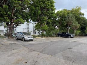 1910 W 56th St 3121B, Hialeah FL 33012