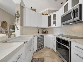 8025 SW 91st Ave, Miami FL 33173