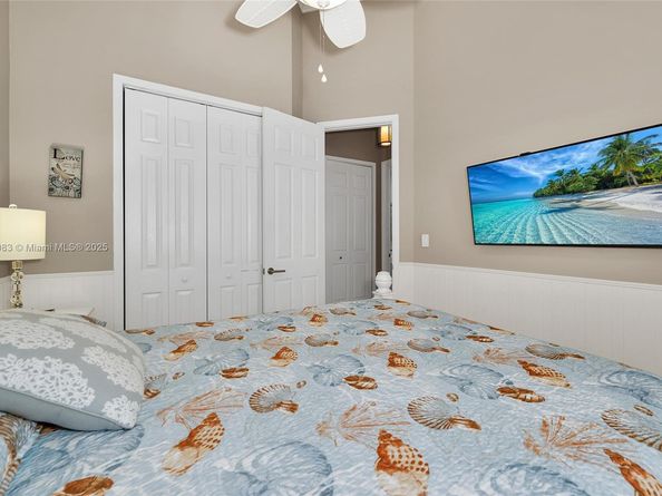 8025 SW 91st Ave, Miami FL 33173