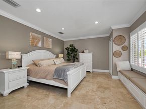 8025 SW 91st Ave, Miami FL 33173