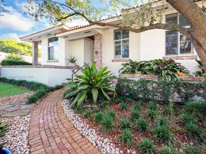 8025 SW 91st Ave, Miami FL 33173