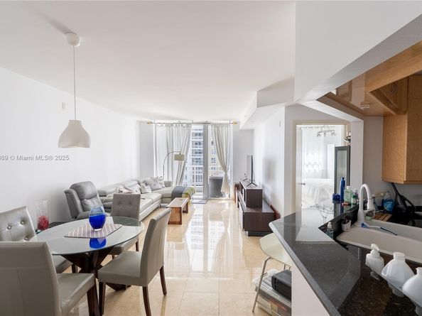 801 Brickell Key Blvd 1407, Miami FL 33131