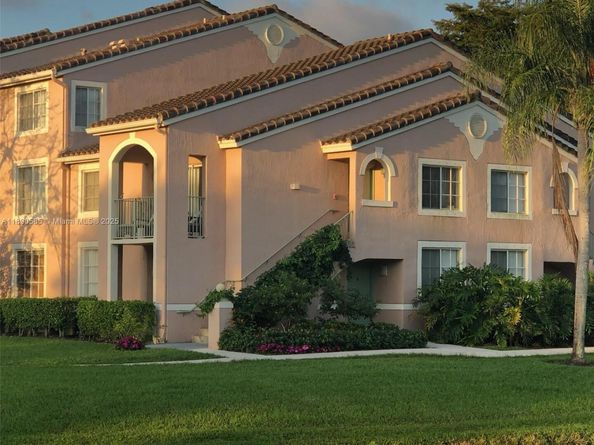 12136 Saint Andrews Pl 202, Miramar FL 33025
