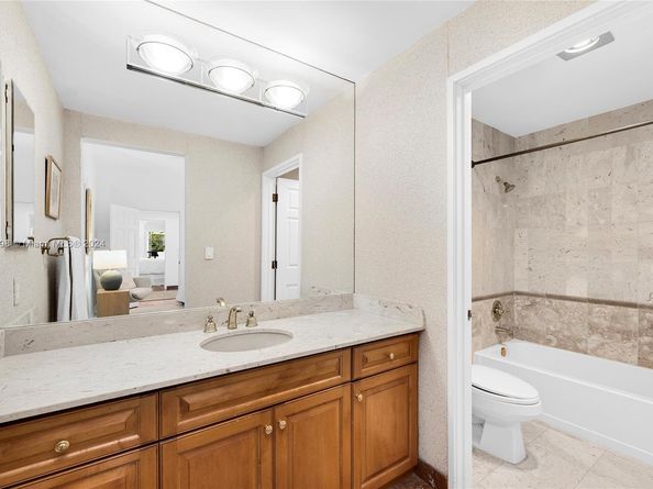 2221 Fisher Island Dr 3201, Miami Beach FL 33109