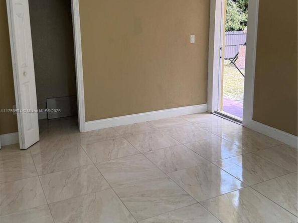 5501 NW Miami Ct, Miami FL 33127