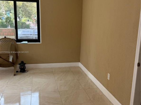 5501 NW Miami Ct, Miami FL 33127