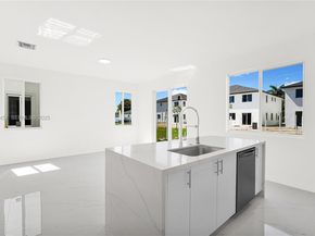 22485 SW 125th Ave 16A, Miami FL 33170