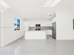 22485 SW 125th Ave 16A, Miami FL 33170