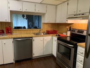 900 Colony Point Cir 305, Pembroke Pines FL 33026