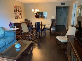 900 Colony Point Cir 305, Pembroke Pines FL 33026