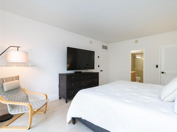10275 Collins Ave 206, Bal Harbour FL 33154