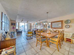 1207 SW 131st Place Cir W, Miami FL 33184