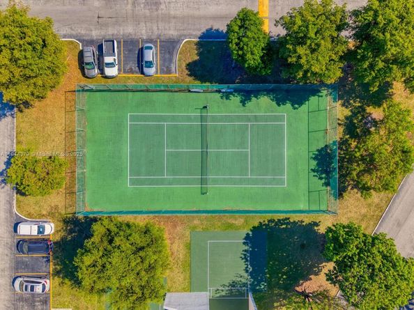 1207 SW 131st Place Cir W, Miami FL 33184