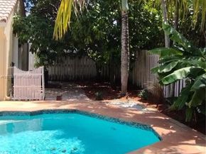 659 Verona Pl, Weston FL 33326