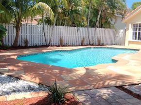 659 Verona Pl, Weston FL 33326