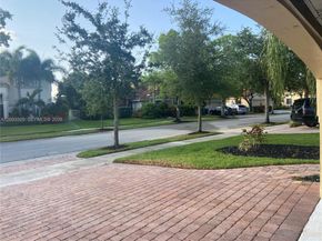 659 Verona Pl, Weston FL 33326