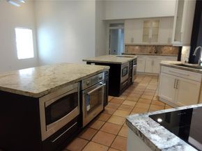 659 Verona Pl, Weston FL 33326