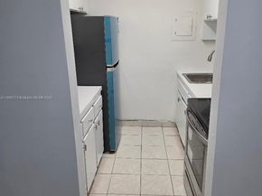 677 SW 9th Ave 205, Miami FL 33130