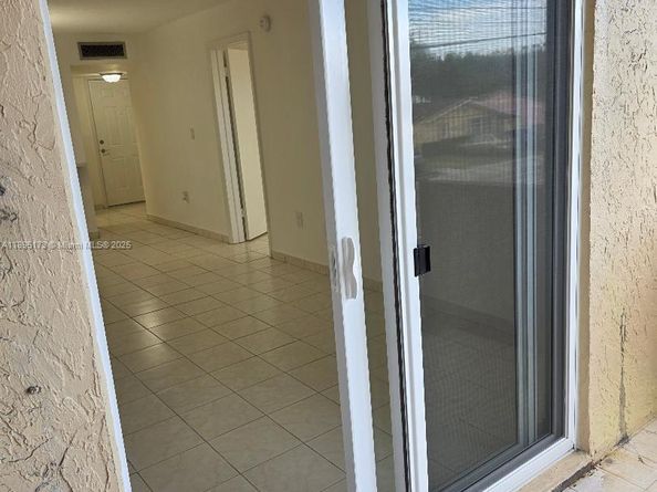 677 SW 9th Ave 205, Miami FL 33130