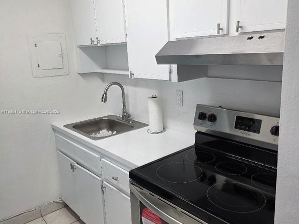 677 SW 9th Ave 205, Miami FL 33130