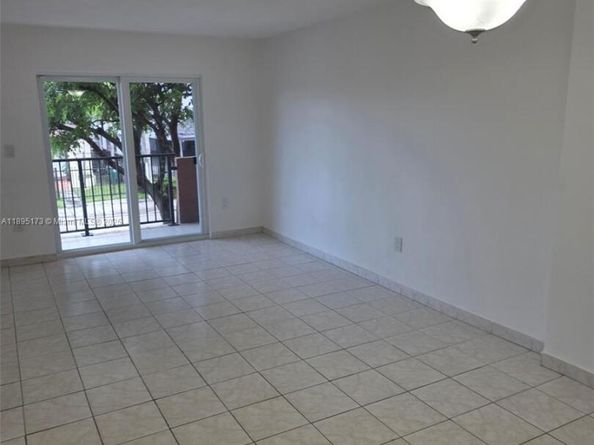 677 SW 9th Ave 205, Miami FL 33130