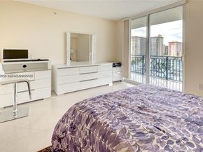 17555 Atlantic Blvd 902, Sunny Isles Beach FL 33160