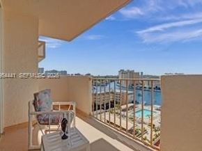 1865 S Ocean Dr 11J, Hallandale Beach FL 33009