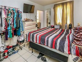 190 W 33rd St, Hialeah FL 33012