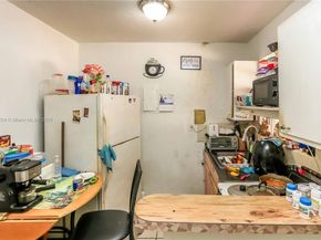 190 W 33rd St, Hialeah FL 33012