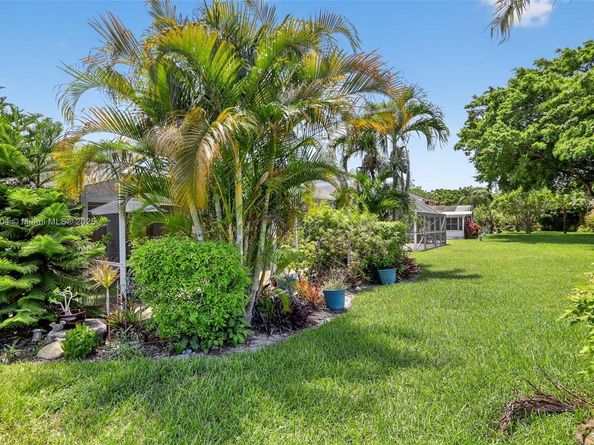 1245 NW 52nd Way, Deerfield Beach FL 33442