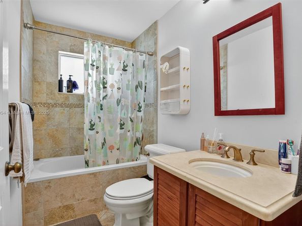 1245 NW 52nd Way, Deerfield Beach FL 33442