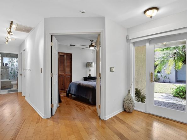 1245 NW 52nd Way, Deerfield Beach FL 33442