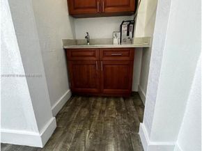 1064 NW 103rd St, Miami FL 33150