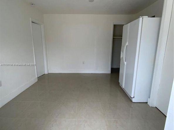 1064 NW 103rd St, Miami FL 33150