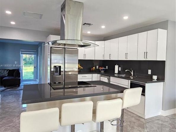 4651 SW 19th St, Fort Lauderdale FL 33317