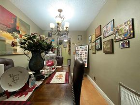 2412 NW 39th Way 101, Lauderdale Lakes FL 33311